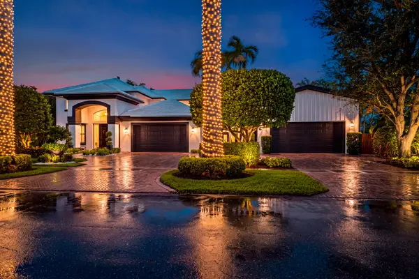 389 Oregon Lane, Boca Raton, FL 33487