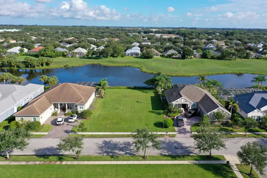 7606 S Village Square, Vero Beach, FL 32966 - #2