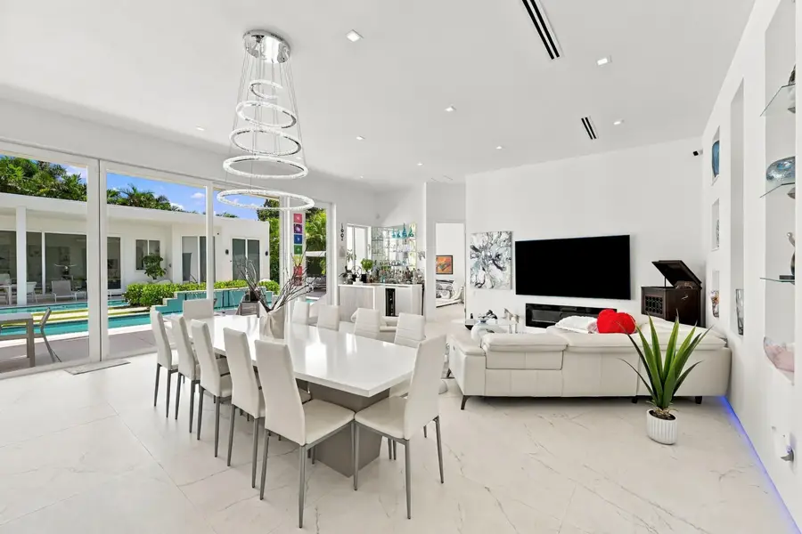 110 NE 16th Place, Fort Lauderdale, FL 33305 - #2