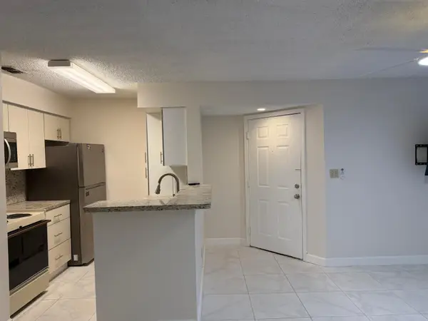 2926 S University Drive #6105, Davie, FL 33328