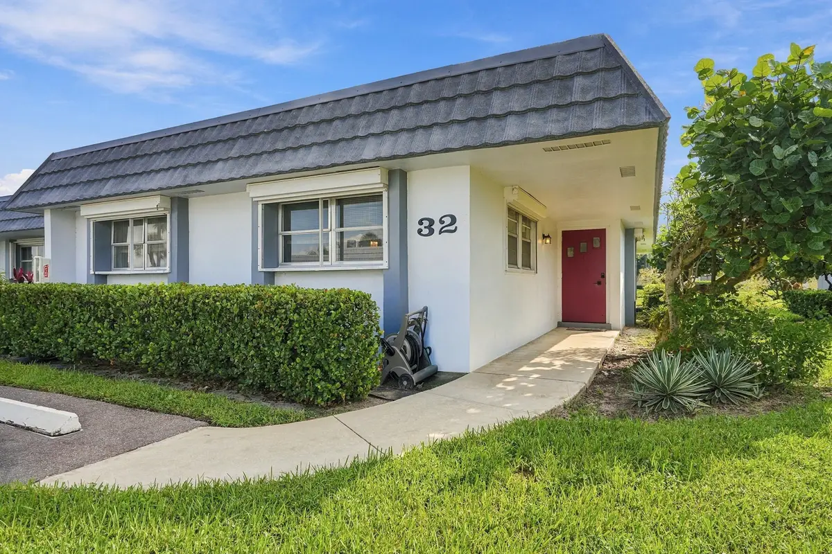 2886 Fernley Drive E #32, West Palm Beach, FL 33415 - #1