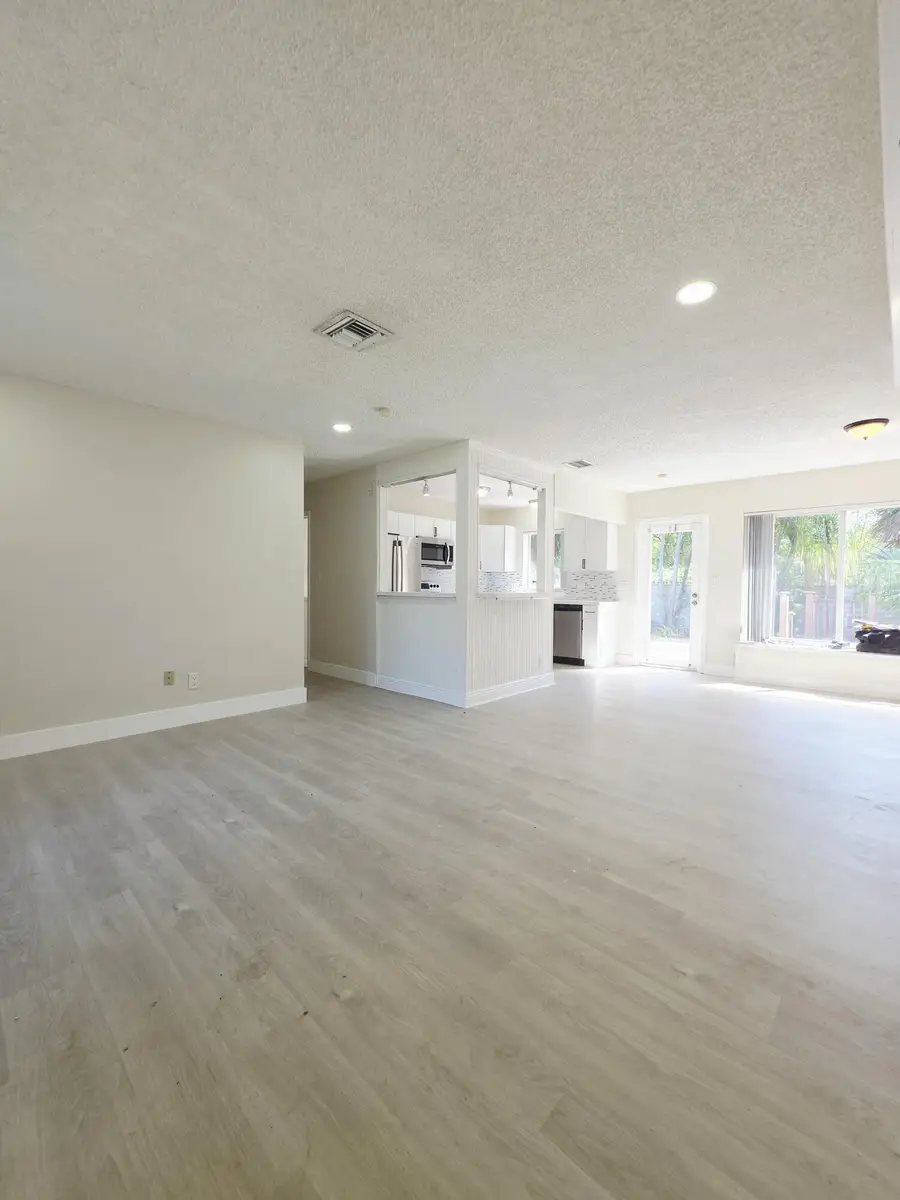 1432 NE 27th Street, Wilton Manors, FL 33334 - #2