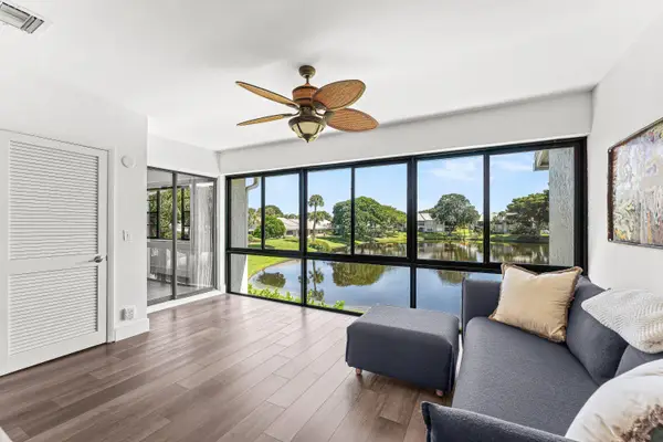 36 Eastgate Drive #D, Boynton Beach, FL 33436