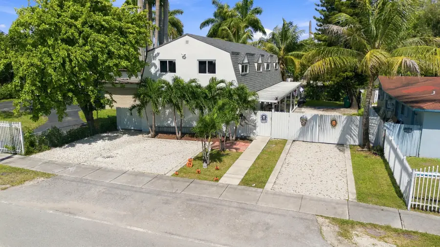 2805 NW 11th Street, Miami, FL 33125 - #3