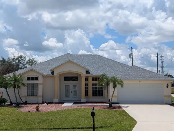 386 SW Donna Terrace, Port St Lucie, FL 34984
