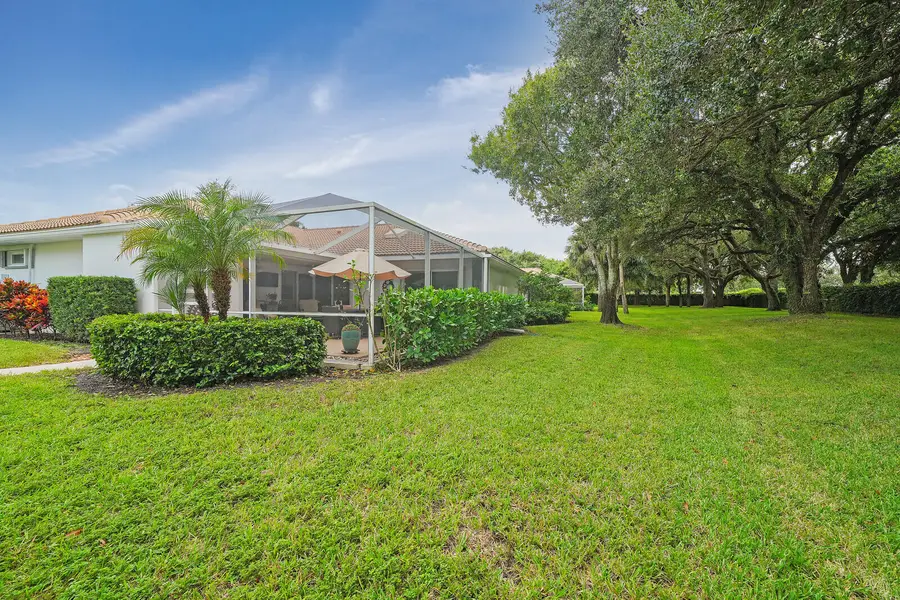 8701 Chapman Oak Court, Palm Beach Gardens, FL 33410 - #3