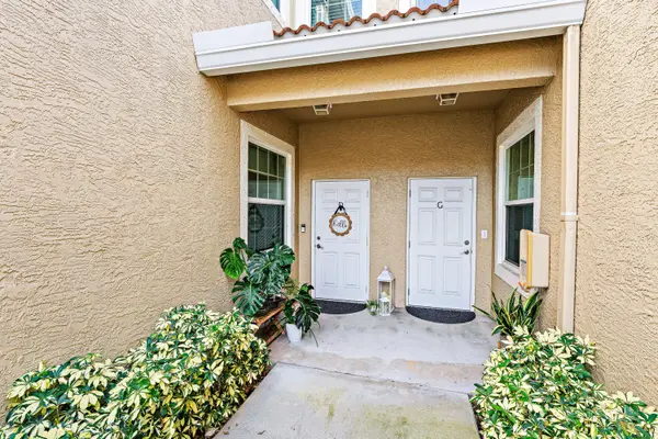 111 Lighthouse Circle #D, Tequesta, FL 33469