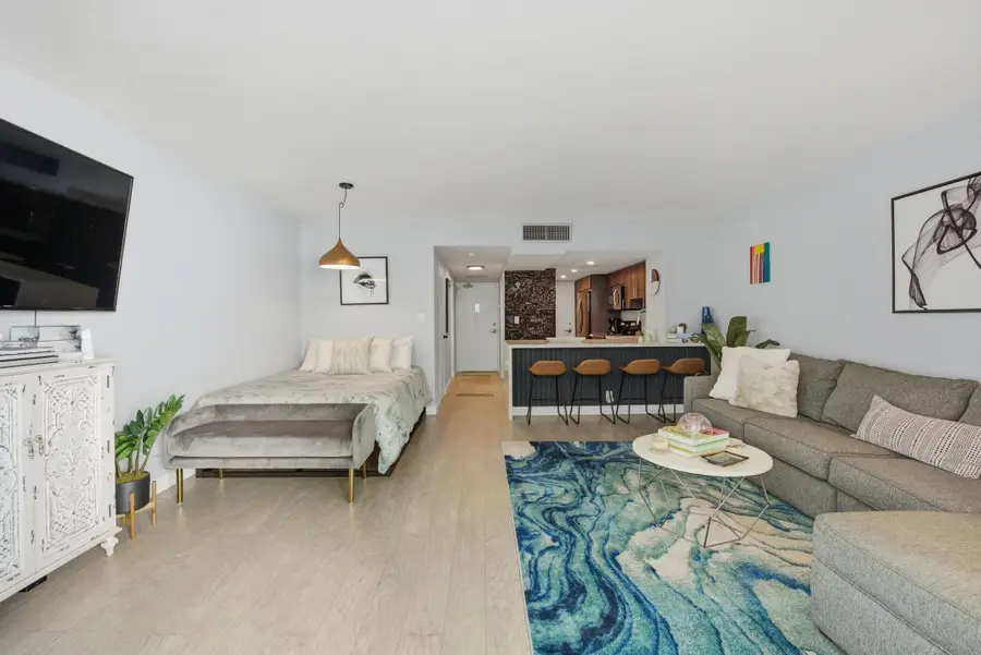 1200 West Avenue #324, Miami Beach, FL 33139 - #2