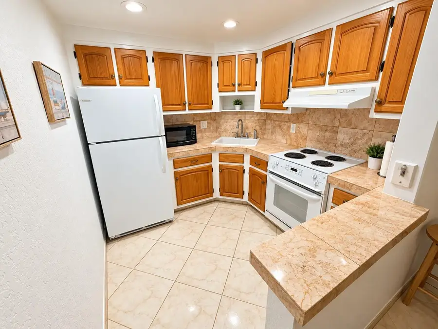 5201 NE 24th Terrace #A110, Fort Lauderdale, FL 33308 - #3