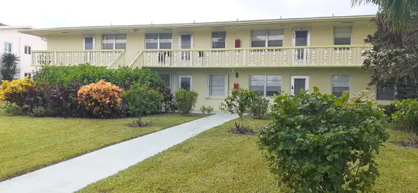 26 Sheffield B, West Palm Beach, FL 33417