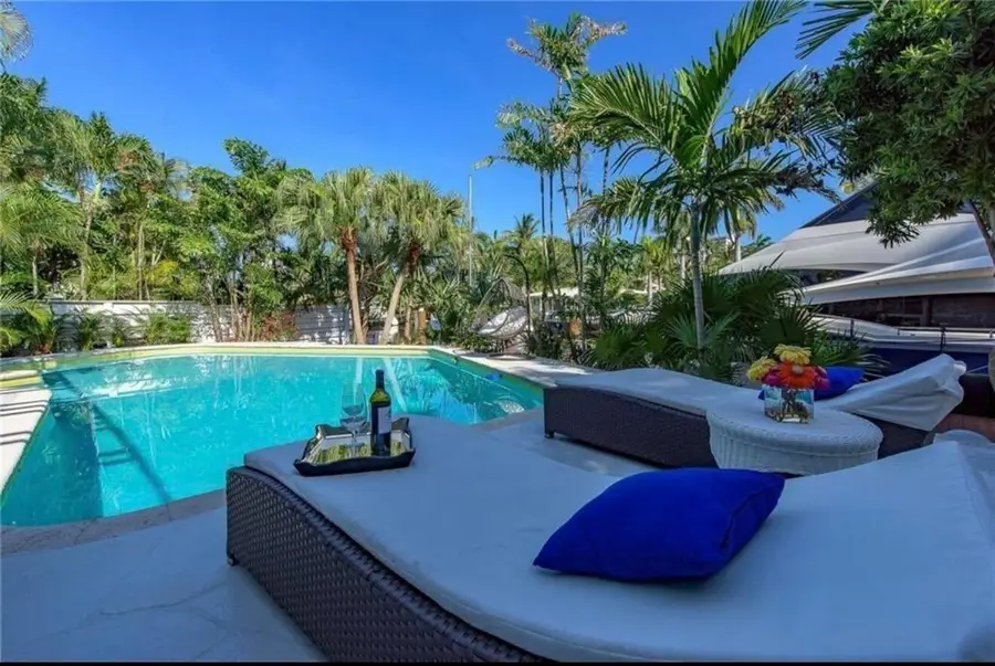 28 Pelican Drive, Fort Lauderdale, FL 33301 - #2