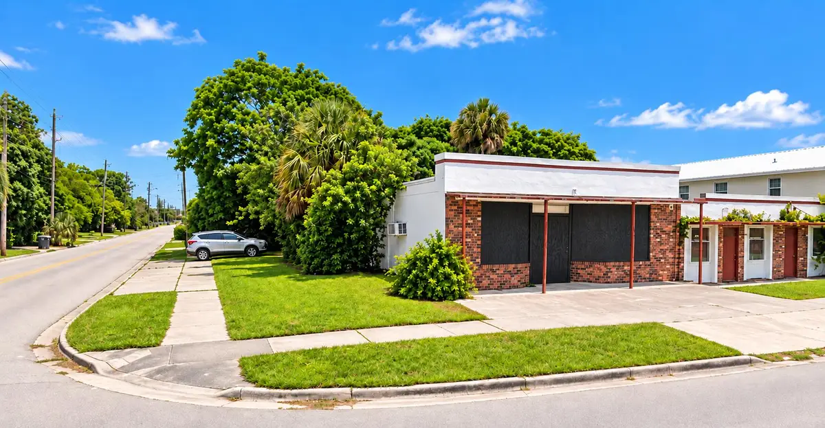 1712 Avenue E, Fort Pierce, FL 34950 - #1