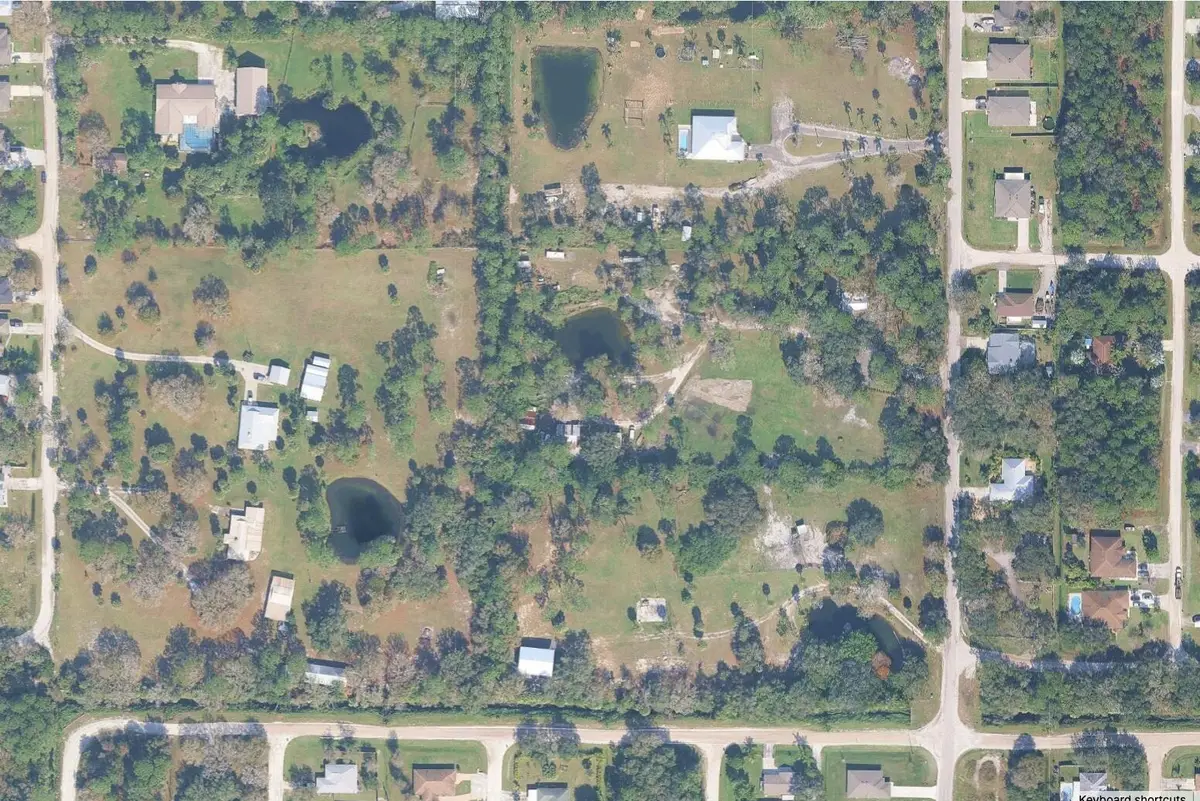 8975 104th Avenue, Vero Beach, FL 32967 - #1