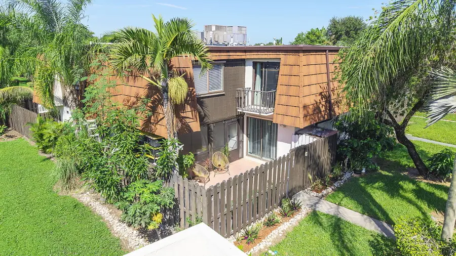 2185 White Pine Circle #C, Greenacres, FL 33415 - #2
