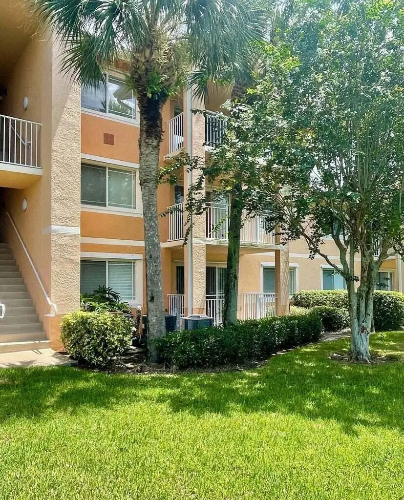 221 SW Palm Drive #104, Port Saint Lucie, FL 34986 - #3