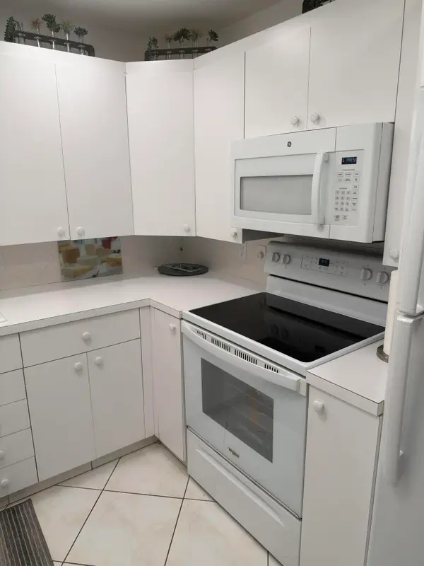 4046 Ainslie C, Boca Raton, FL 33434