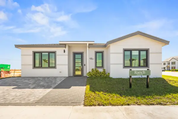 1422 Herzog Drive, Okeechobee, FL 34974