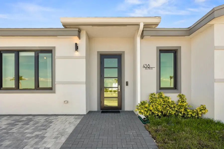 1422 Herzog Drive, Okeechobee, FL 34974 - #2
