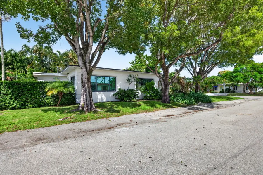 1515 NE 16th Street, Fort Lauderdale, FL 33304 - #3