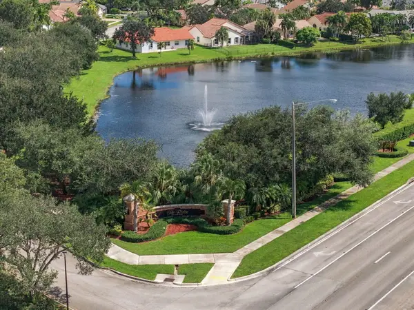 3183 Ridge Trace, Davie, FL 33328