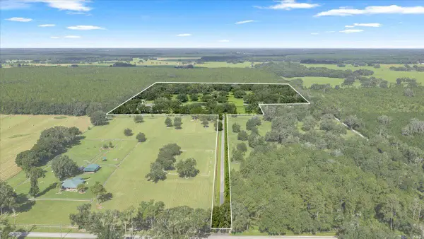 11140 NW 160th Avenue, Morriston, FL 32668