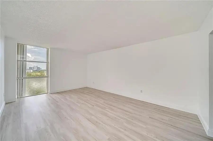 2350 NE 135th Street #1212, North Miami, FL 33181 - #3