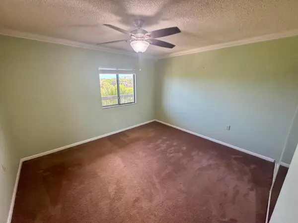 601 Seafarer Circle #405, Jupiter, FL 33477