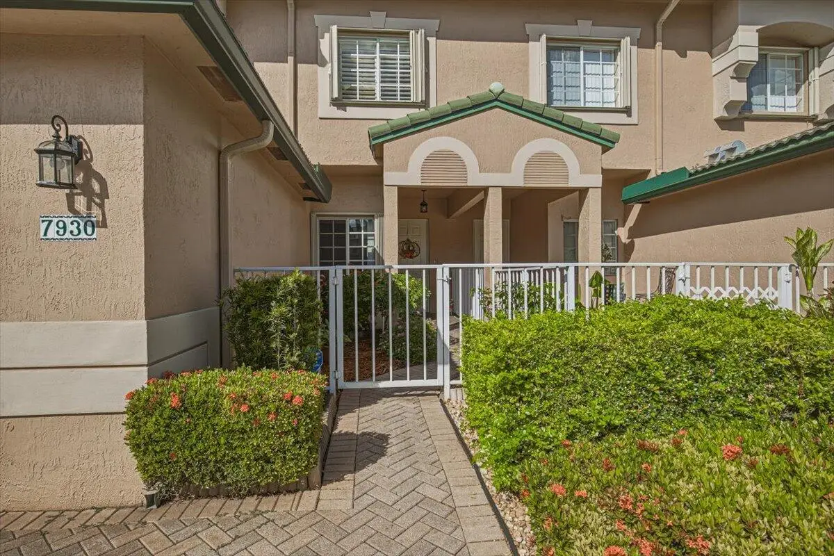 7930 Exeter Circle W, Tamarac, FL 33321 - #1