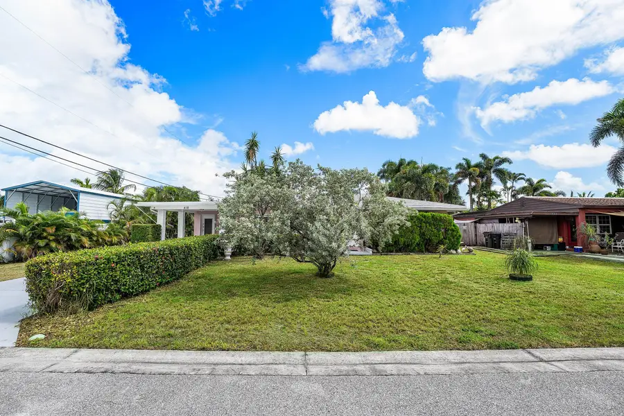 418 Virginia Drive, Lake Worth Beach, FL 33461 - #2