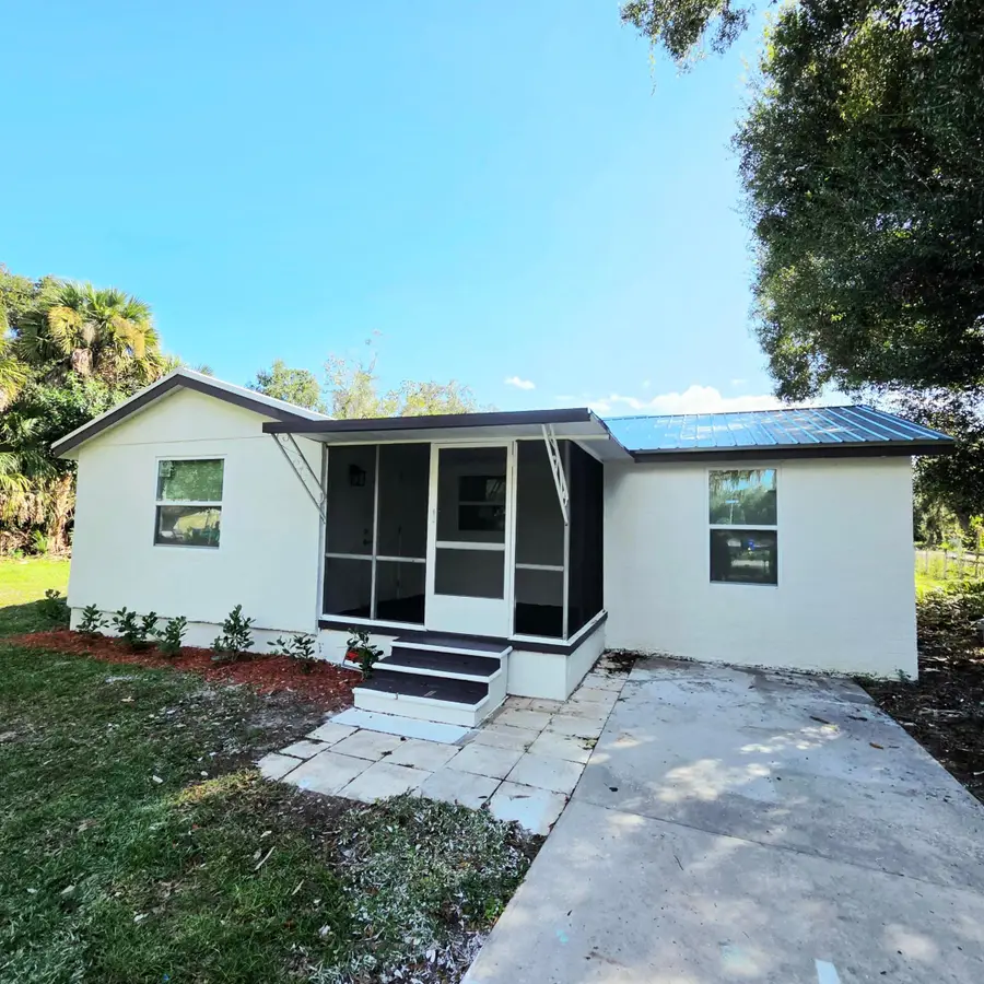 1115 SW 10th Street, Okeechobee, FL 34974 - #2