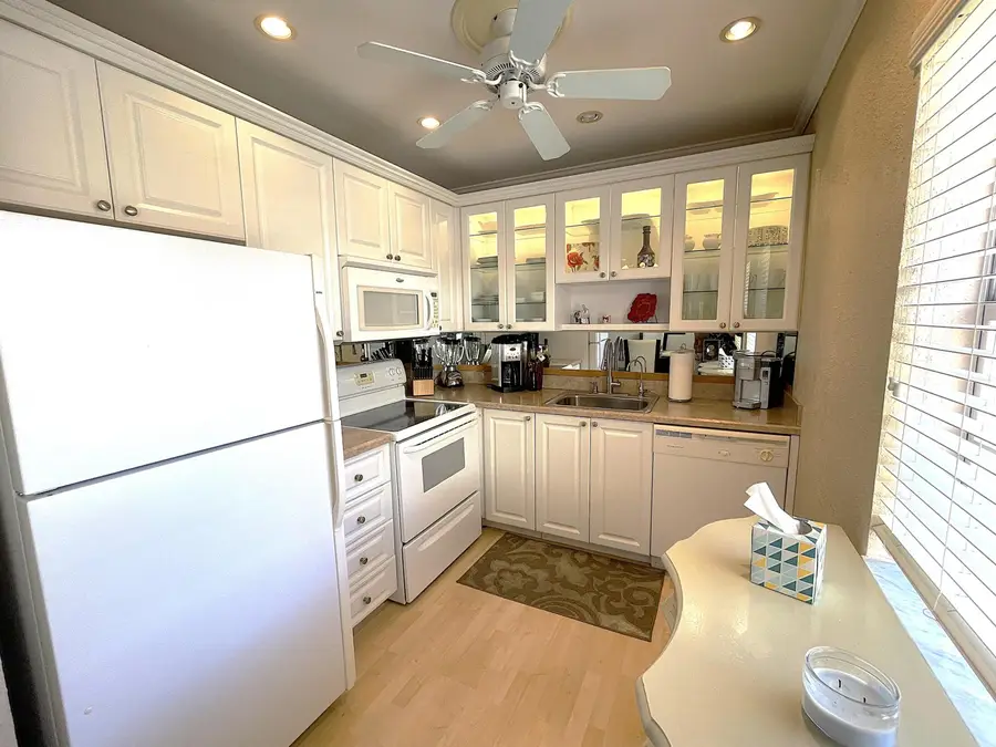 851 Normandy R, Delray Beach, FL 33484 - #2