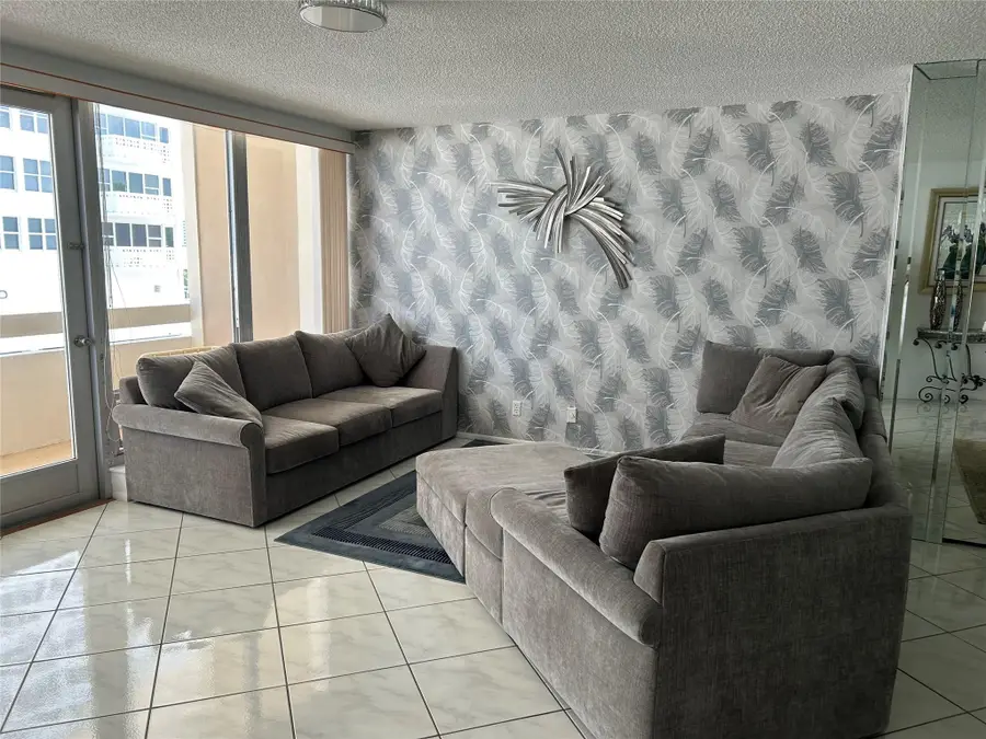 4020 Galt Ocean Drive #106, Fort Lauderdale, FL 33308 - #3