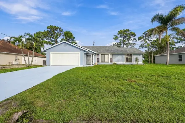 215 SE Voltair Terrace, Port St Lucie, FL 34983