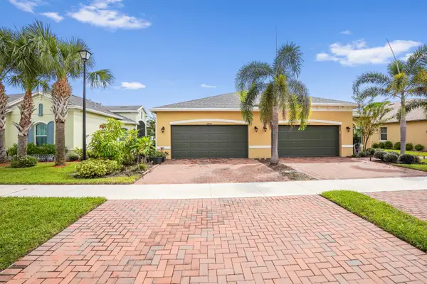 12842 SW Lake Fern Circle, Port St Lucie, FL 34987
