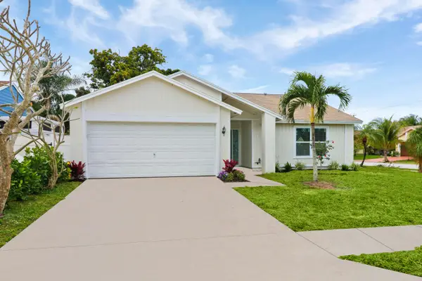 107 Greenbriar Drive, Jupiter, FL 33458