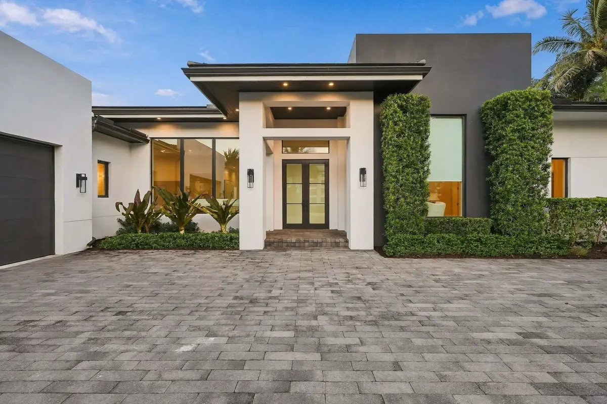 3500 Embassy Drive, West Palm Beach, FL 33401 - #1