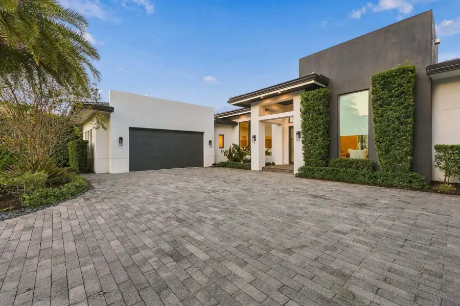 3500 Embassy Drive, West Palm Beach, FL 33401 - #2