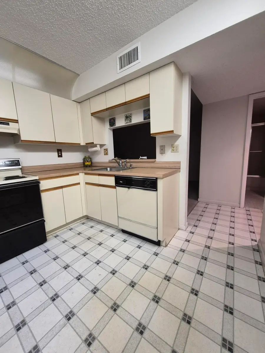 15251 Lakes Of Delray Boulevard #327, Delray Beach, FL 33484 - #2