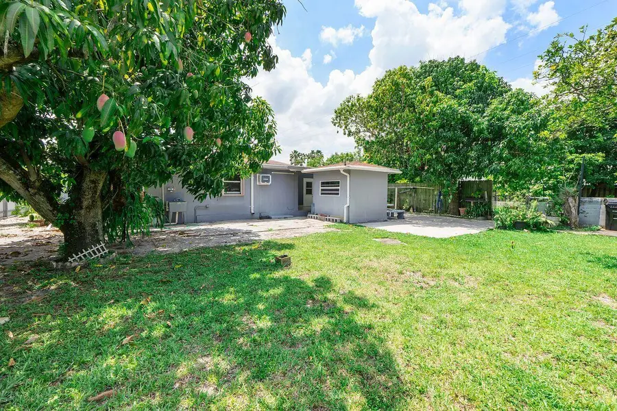 1302 SW 22nd Avenue, Fort Lauderdale, FL 33312 - #2