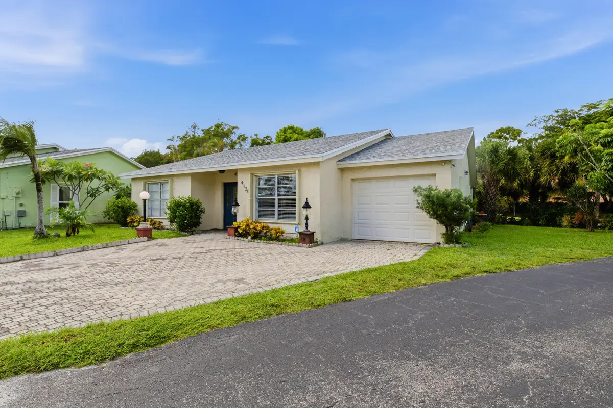 4120 Pine Green Run, Lake Worth, FL 33467 - #1