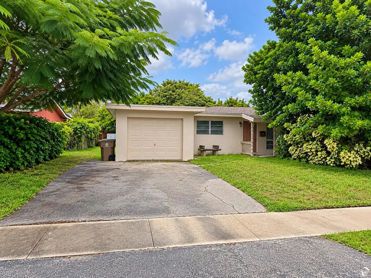 1025 SE 14th Street, Deerfield Beach, FL 33441 - #1