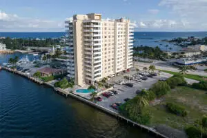 2639 N Riverside Drive #605, Pompano Beach, FL 33062