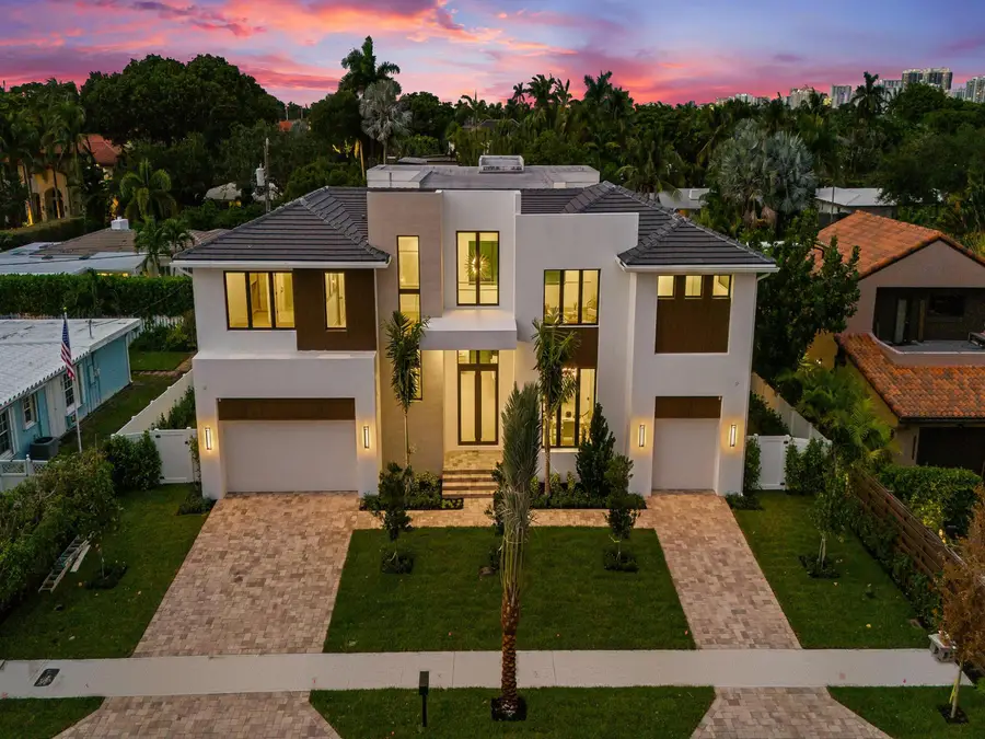 2737 NE 18th Street, Fort Lauderdale, FL 33305 - #2