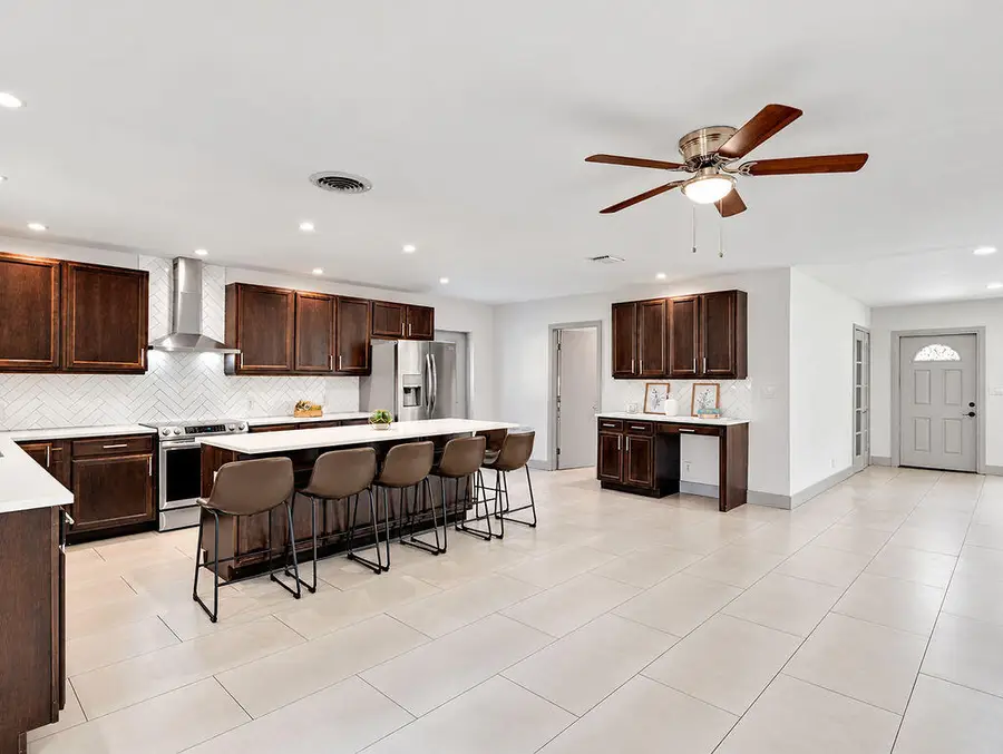 72 W Palm Drive #Unit 0, Margate, FL 33063 - #2