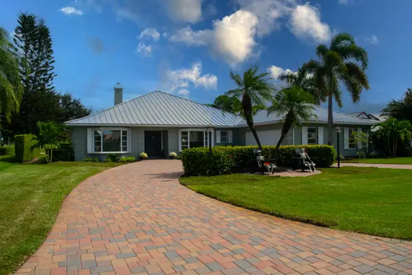3523 SE Fairway E, Stuart, FL 34997