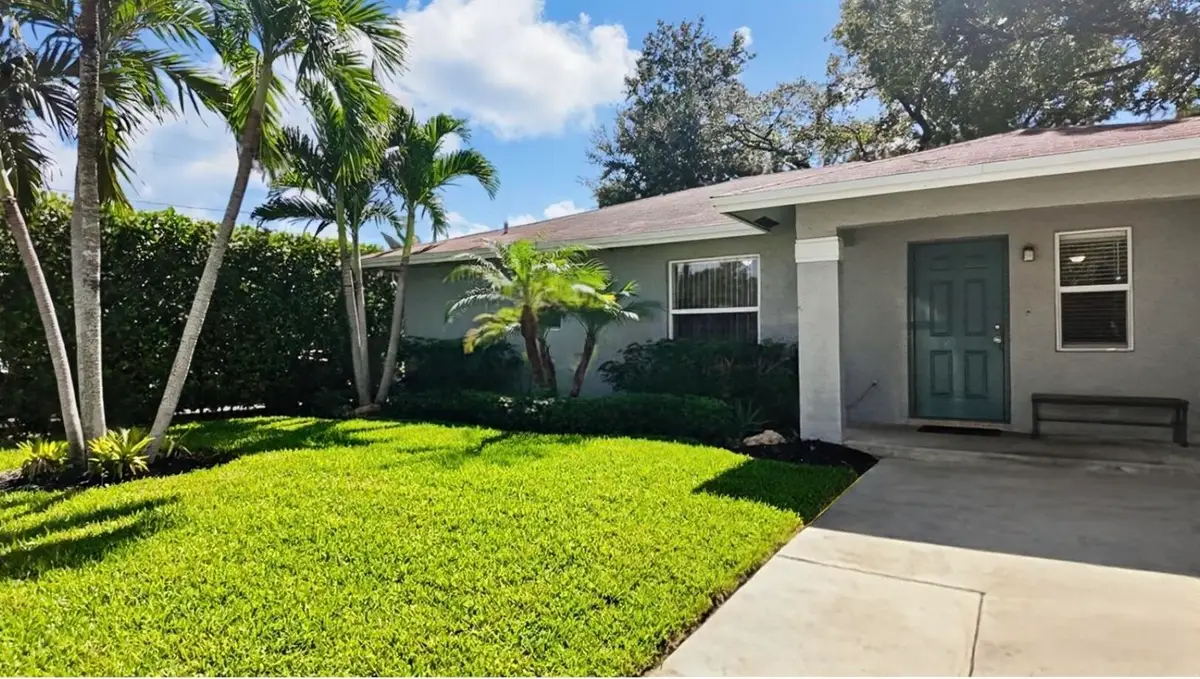 2206 NW 5th Street, Fort Lauderdale, FL 33311 - #1