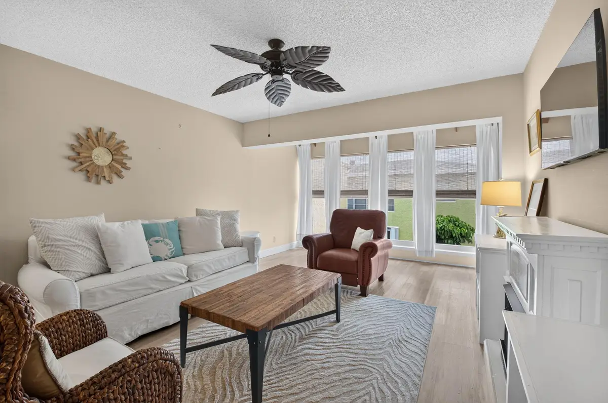 1120 Boxwood Drive, Delray Beach, FL 33445 - #1