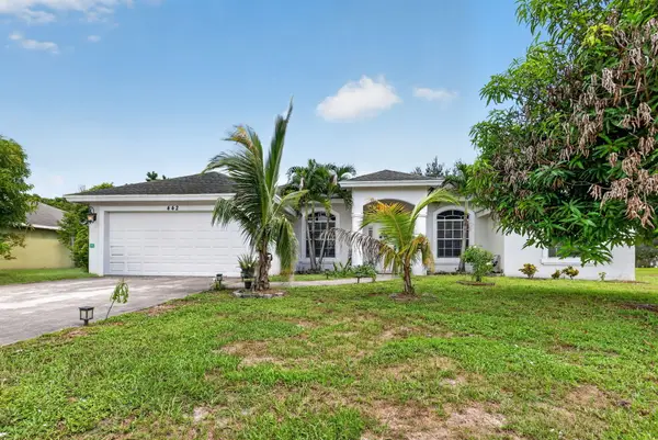 442 SW Tulip Boulevard, Port St Lucie, FL 34953