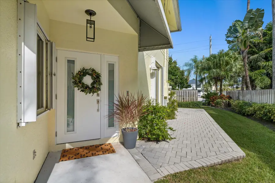 604 SW 8th Avenue, Fort Lauderdale, FL 33315 - #3