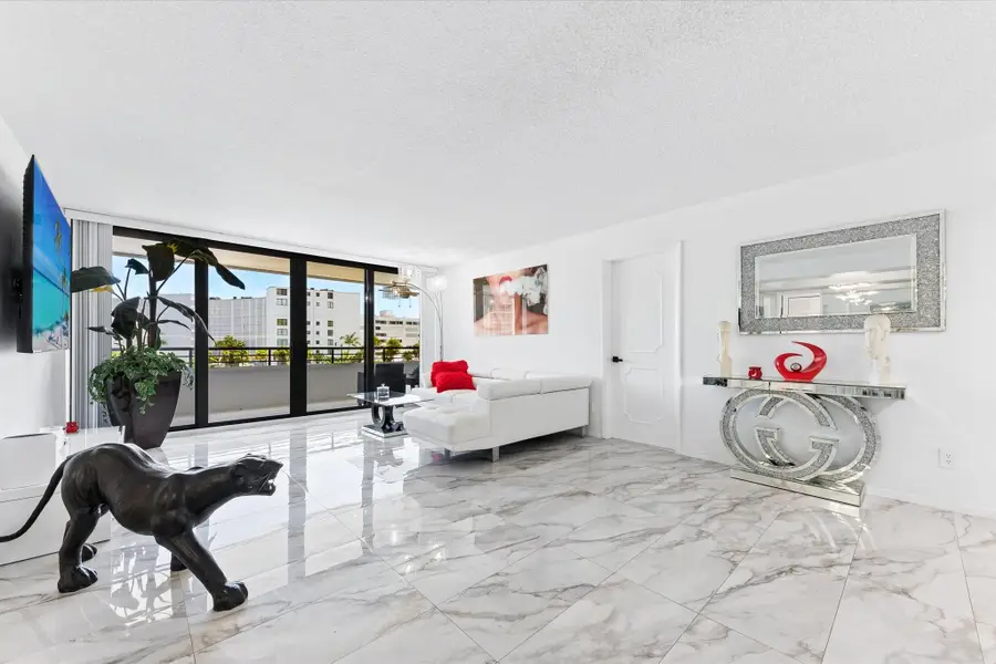 3589 S Ocean Boulevard #403, South Palm Beach, FL 33480 - #2